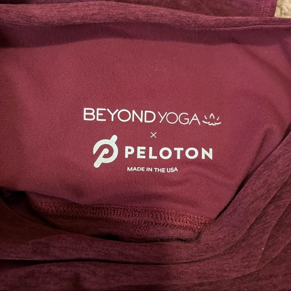 Beyond Yoga x Peloton Burgundy Leggings Size Small - Picture 2 of 8